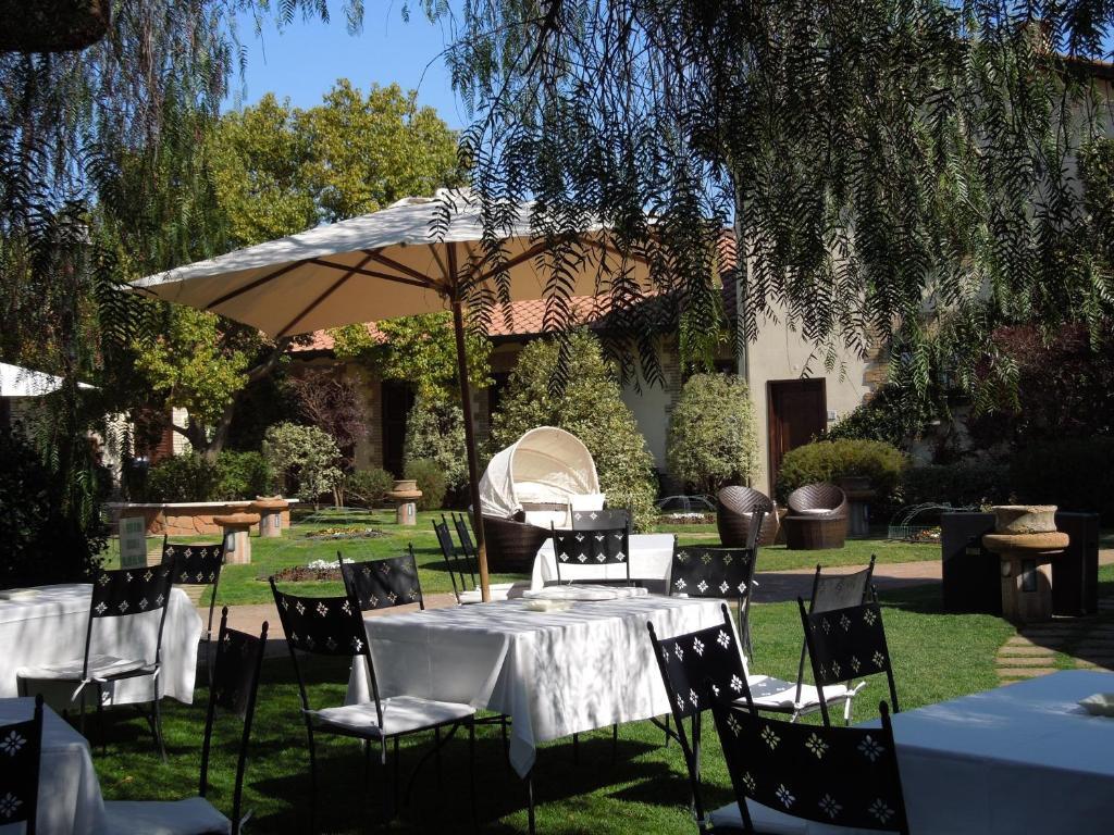 Agriturismo Lecanfore Guest House Castel di Leva Exterior photo